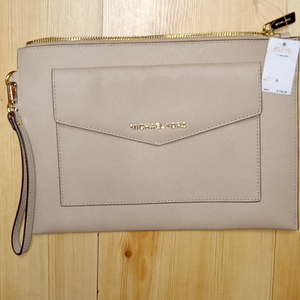 Michael Kors Wristlet
